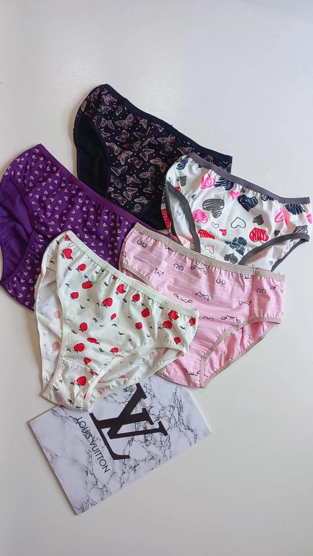 شورت نخ زنانه قواره بزرگ❤️‍🔥🤌🏻